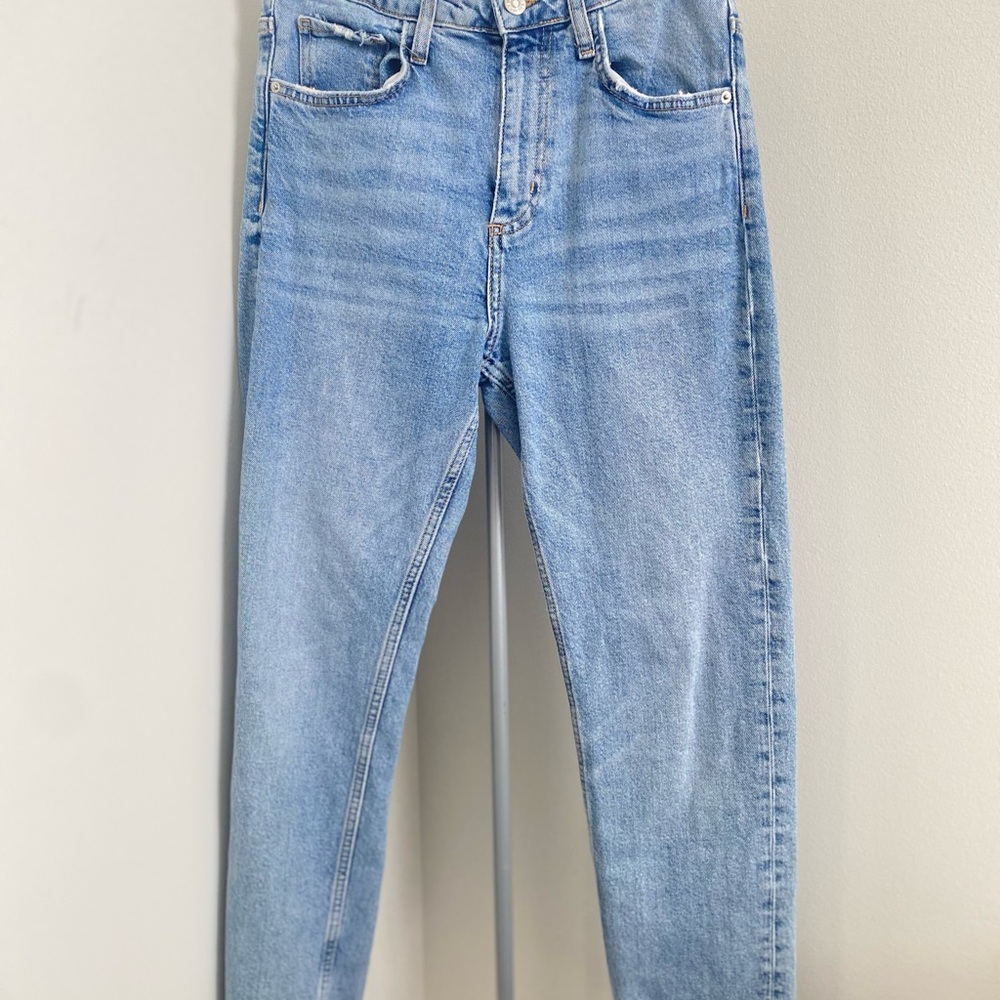 Zara Light Blue Ankle & Cropped Jeans
